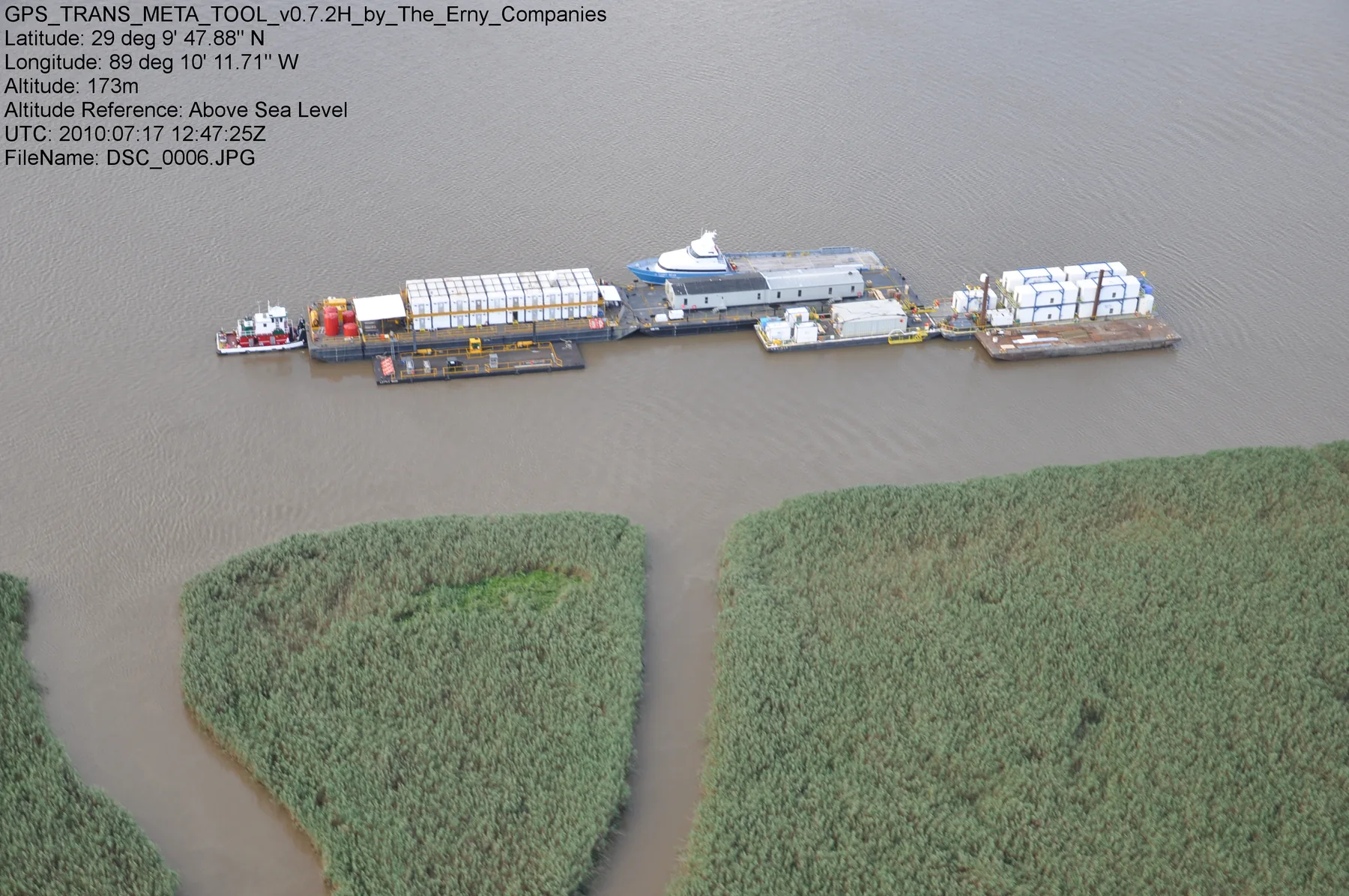 Lamar Flotel — floating living quarters and barge housing for offshore and waterway crews